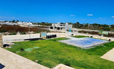 CASA EN VENTA MERIDA, CHOLUL, PRIVADA MORERA, MOD. 1 PLANTA, ENTREGA INMEDIATA.