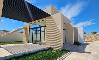 CASA EN VENTA MERIDA, CHOLUL, PRIVADA MORERA, MOD. 1 PLANTA, ENTREGA INMEDIATA.