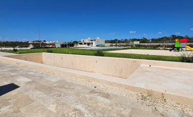 CASA EN VENTA MERIDA, CHOLUL, PRIVADA MORERA, MOD. 1 PLANTA, ENTREGA INMEDIATA.