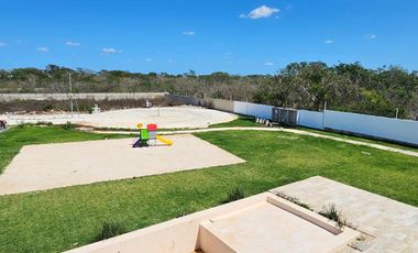 CASA EN VENTA MERIDA, CHOLUL, PRIVADA MORERA, MOD. 1 PLANTA, ENTREGA INMEDIATA.