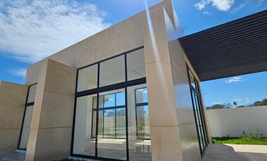 CASA EN VENTA MERIDA, CHOLUL, PRIVADA MORERA, MOD. 1 PLANTA, ENTREGA INMEDIATA.