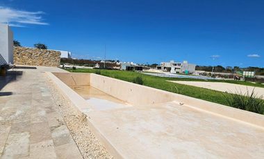 CASA EN VENTA MERIDA, CHOLUL, PRIVADA MORERA, MOD. 1 PLANTA, ENTREGA INMEDIATA.