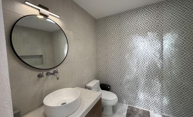 CASA EN VENTA MERIDA, PLAYA CHICXULUB EN 3RA FILA, MOD. ARENA AMUEBLADA, LISTA.