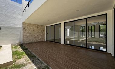 CASA EN VENTA MERIDA, FRACCIONAMIENTO SAN DIEGO CUTZ, MODELO 3, LISTA.