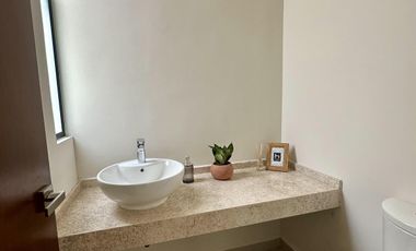 CASA EN VENTA MERIDA, CONKAL, PRIVADA EMANA, MOD. CASA TERRAZA, LISTA.