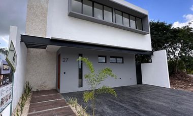 CASA EN VENTA MERIDA, CONKAL, PRIVADA SILVESTA, MOD. PALMA, PREVENTA A 6 MESES.