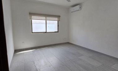 CASA EN VENTA MÉRIDA, EN TEMOZON NORTE, 1 PLANTA, ENTREGA INMEDIATA.