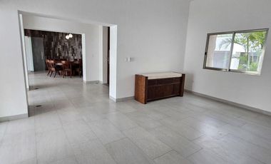 CASA EN VENTA MÉRIDA, EN TEMOZON NORTE, 1 PLANTA, ENTREGA INMEDIATA.