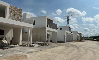 CASA EN VENTA MERIDA, TEMOZON NORTE, PRIVADA ADAREA, MOD. 279, FEB 2026.