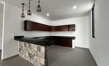 CASA EN VENTA MERIDA, CONKAL, PRIVADA VIVANTA, 1 PLANTA, ENTREGA INMEDIATA.