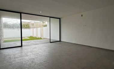 CASA EN VENTA MERIDA, CONKAL, PRIVADA VIVANTA, 1 PLANTA, ENTREGA INMEDIATA.