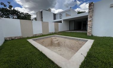 CASA EN VENTA MERIDA, CONKAL, PRIVADA VIVANTA, 1 PLANTA, ENTREGA INMEDIATA.