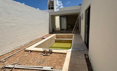 CASA EN VENTA MERIDA, CONKAL, PRIVADA NADIRA, MOD BELEM PLUS, LISTA.