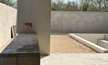 CASA EN VENTA MERIDA, PRIVADA PRADERAS DEL MAYAB, SOANA 2, A 3 MESES.