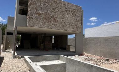 CASA EN VENTA MERIDA, PRIVADA PRADERAS DEL MAYAB, SOANA 2, A 3 MESES.