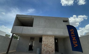 CASA EN VENTA MERIDA, PRIVADA PRADERAS DEL MAYAB, SOANA 2, A 3 MESES.