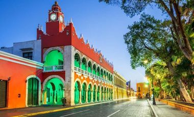 VENTA/RENTA EDIFICIO COMERCIAL TORRE, EN CENTRO HISTORICO DE MERIDA, LISTO