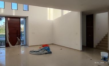 CASA EN VENTA MERIDA, PRIVADA PRADERAS DEL MAYAB, SAN DIEGO CUTZ, PREVENTA.