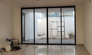 CASA EN VENTA MERIDA, PRIVADA PRADERAS DEL MAYAB, SAN DIEGO CUTZ, PREVENTA.