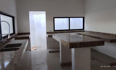 CASA EN VENTA MERIDA, PRIVADA PRADERAS DEL MAYAB, SAN DIEGO CUTZ, PREVENTA.