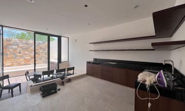 CASA EN VENTA MERIDA, NOVA TEMOZON PRIVATE LIVING TIPO TOWNHOUSE, LISTOS.