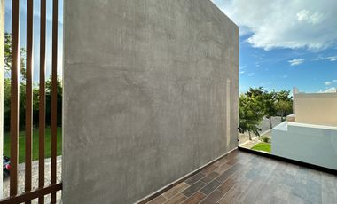 CASA EN VENTA MERIDA, TEMOZON NORTE, PRIVADA SOLUNA RESIDENCIAL, BETRIA, LISTA.