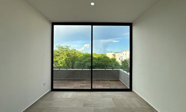 CASA EN VENTA MERIDA, TEMOZON NORTE, PRIVADA SOLUNA RESIDENCIAL, BETRIA, LISTA.