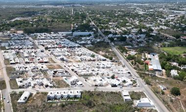 CASA EN VENTA MERIDA, CHICHI SUAREZ OLMOS RESIDENCIAL, MOD 1 PLANTA, A 8 MESES.