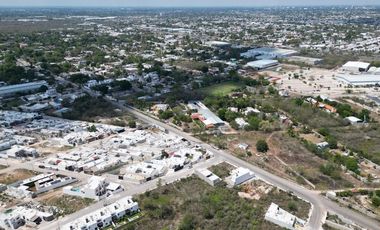 CASA EN VENTA MERIDA, CHICHI SUAREZ OLMOS RESIDENCIAL, MOD 1 PLANTA, A 8 MESES.