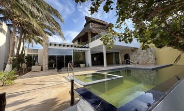 CASA EN VENTA MERIDA, TELCHAC PUERTO, FRENTE AL MAR, EQUIPADA, LISTA.