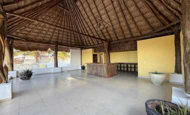 CASA EN VENTA MERIDA, TELCHAC PUERTO, FRENTE AL MAR, EQUIPADA, LISTA.