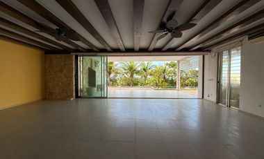 CASA EN VENTA MERIDA, TELCHAC PUERTO, FRENTE AL MAR, EQUIPADA, LISTA.