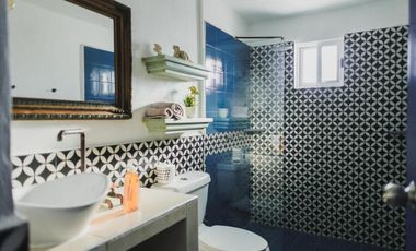 CASA EN VENTA MERIDA, PLAYA CHELEM A 250 MTS DEL MAR, CASA BOMBON, LISTA.