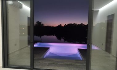 CASA EN VENTA MERIDA, YUCATAN COUNTRY CLUB, KILIL, FRENTE AL CENOTE, LISTA.