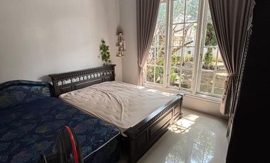 BU, Nego Keras ,Di Jual Rumah Siap Huni Luas Konsep Villa Tengah Kota Blitar