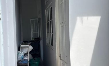 BU, Nego Keras ,Di Jual Rumah Siap Huni Luas Konsep Villa Tengah Kota Blitar