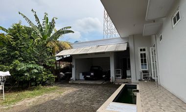 BU, Nego Keras ,Di Jual Rumah Siap Huni Luas Konsep Villa Tengah Kota Blitar