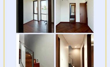 Town house 3 kamar tidur lokasi strategis