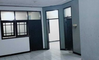 Rumah sewaan murah di komplek Margawangj