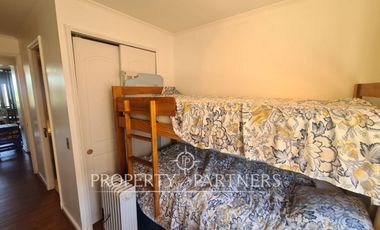 Algarrobo, Gran Departamento con vista al Mar en plena Costanera.