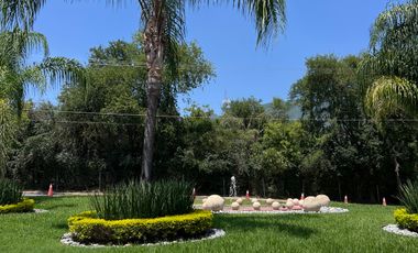 CASA AMUEBLADA EN RENTA CARRETERA NACIONAL, FRACC. EQUINOCCIO