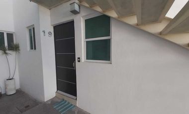 DEPARTAMENTO EN VENTA EN PLANTA BAJA COLINAS DEL SANTUARIO CORREGIDORA,QRO.