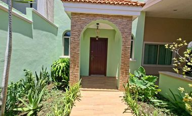 Casa de 3 recámaras en venta en Monte Albán, Mérida