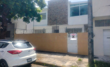 CASA EN VENTA CON EXCELENTE UBICACIÓN EN EL FRACCIONAMIENTO REFORMA