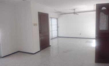 CASA EN VENTA CON EXCELENTE UBICACIÓN EN EL FRACCIONAMIENTO REFORMA