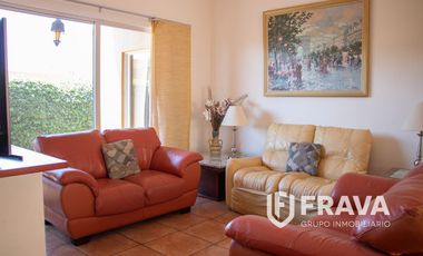 CASA EN VENTA EN FRACC. PRIVADO EN CHAPALA
