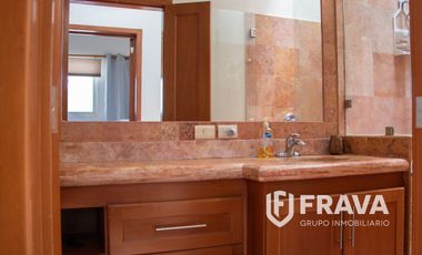 CASA EN VENTA EN FRACC. PRIVADO EN CHAPALA