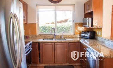 CASA EN VENTA EN FRACC. PRIVADO EN CHAPALA