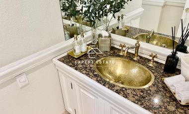 Casa venta LOMAS - Elegante con gran jardín / Elegant with super garden