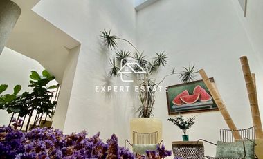 Casa venta LOMAS - Elegante con gran jardín / Elegant with super garden